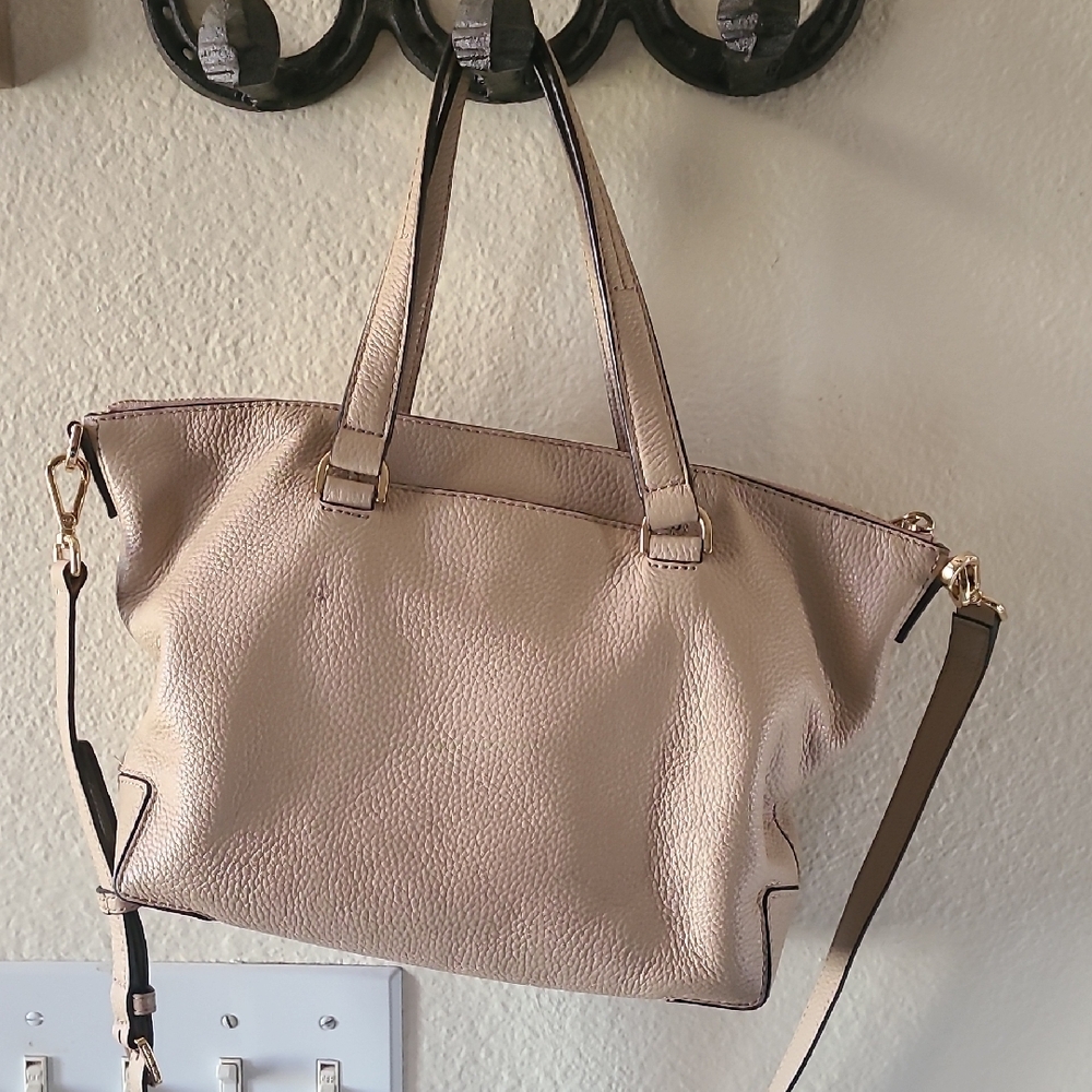 Stylish Taupe Shoulder Bag - Picture 2 of 3